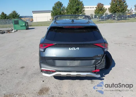 2023 Kia Sportage Hybrid Ex z USA, uszkodzony, nr VIN KNDPVCAG2P7025349